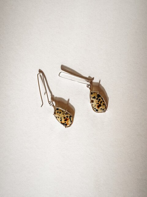 🎁 𝙑𝙄𝘽𝙀’𝙎 𝘿𝘼𝙇𝙇𝘼𝙎 𝙂𝙄𝙁𝙏 𝙇𝙄𝙎𝙏!

Giving back to those who generously gave to us.
𝙒𝙚 𝙧𝙚𝙘𝙚𝙞𝙫𝙚𝙙 𝙨𝙪𝙘𝙝 𝙨𝙬𝙚𝙚𝙩 𝙜𝙞𝙛𝙩𝙨 𝙩𝙝𝙞𝙨 𝙥𝙖𝙨𝙩 𝙬𝙚𝙚𝙠𝙚𝙣𝙙 𝙞𝙣 𝘿𝙖𝙡𝙡𝙖𝙨 𝙖𝙣𝙙 𝙬𝙚 𝙩𝙝𝙞𝙣𝙠 𝙩𝙝𝙚𝙮 𝙙𝙚𝙨𝙚𝙧𝙫𝙚 𝙖 𝙨𝙥𝙤𝙩 𝙤𝙣 𝙮𝙤𝙪𝙧 𝙜𝙞𝙛𝙩 𝙡𝙞𝙨𝙩 𝙩𝙝𝙞𝙨 𝙨𝙚𝙖𝙨𝙤𝙣 𝙩𝙤𝙤!

Swipe through to see what catches your eye for gift ideas and please give these incredible artisans a follow!

@miroslava.jewelry @captain_hanna @lotus__ceramics @authenticyouskin @raegyptian 

𝙉𝙚𝙭𝙩 𝙪𝙥: 𝙃𝙤𝙪𝙨𝙩𝙤𝙣 (𝘿𝙚𝙘 6-7) & 𝘼𝙪𝙨𝙩𝙞𝙣 (𝘿𝙚𝙘 13-14)