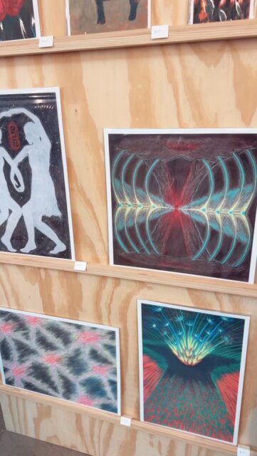 ๐ Day One in ๐๐ผ๐น๐ถ๐ฑ๐ฎ๐ ๐ฉ๐ถ๐ฏ๐ฒ ๐ ๐ฎ๐ฟ๐ธ๐ฒ๐ ๐๐ข๐จ๐ฆ๐ง๐ข๐ก and WOW! The support is off the chain!
๐๐ฅ๐๐ ๐ฎ๐ฑ๐บ๐ถ๐๐๐ถ๐ผ๐ป | ๐ณ๐ฎ๐บ๐ถ๐น๐ ๐ณ๐ฟ๐ถ๐ฒ๐ป๐ฑ๐น๐
๐ญ๐ฎ๐ฑ+ ๐ฎ๐ฟ๐๐ถ๐๐๐, ๐บ๐ฎ๐ธ๐ฒ๐ฟ๐ & ๐ฐ๐ฟ๐ฒ๐ฎ๐๐ถ๐๐ฒ๐ | ๐บ๐๐๐ถ๐ฐ @therealdjmanu | ๐๐ผ๐ฐ๐ธ๐๐ฎ๐ถ๐น ๐ฏ๐ฎ๐ฟ with seasonal drinks | ๐๐ผ๐ณ๐ณ๐ฒ๐ฒ ๐๐ฎ๐ฟ @snobscoffeeco | ๐๐ฟ๐ ๐๐ฎ๐น๐น๐ฒ๐ฟ๐ | ๐ญ๐ฑ+ restaurants | Santa Photos with @ireneelizabethphotography
๐๐ผ๐น๐ถ๐ฑ๐ฎ๐ ๐ฉ๐ถ๐ฏ๐ฒ ๐ ๐ฎ๐ฟ๐ธ๐ฒ๐ ๐๐ข๐จ๐ฆ๐ง๐ข๐ก
๐๏ธ December 6-7 | 11pm-5pm
๐ @posthtx (x-atrium 2nd floor)
401 Franklin St | Houston TX