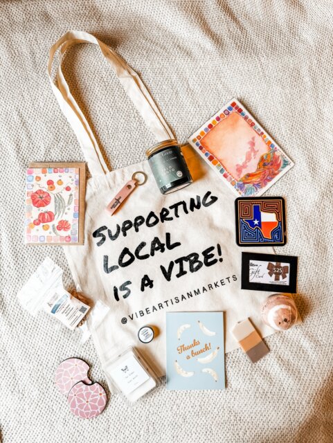 Houston 🌀 The Swag bags for this weekend are filled with such fun creations from our artists. You won’t want to miss them! 

𝗘𝘅𝗰𝗹𝘂𝘀𝗶𝘃𝗲 𝗦𝘄𝗮𝗴 𝗕𝗮𝗴𝘀: Be among the first 25 guests each day to receive a free Vibe Swag Bag.

🗓️ 𝗠𝗮𝘆 𝟮-𝟯 | 𝟭𝟭𝗮-𝟱𝗽
🎟️ 𝗙𝗥𝗘𝗘 𝗧𝗢 𝗔𝗧𝗧𝗘𝗡𝗗
📍 @sawyeryards