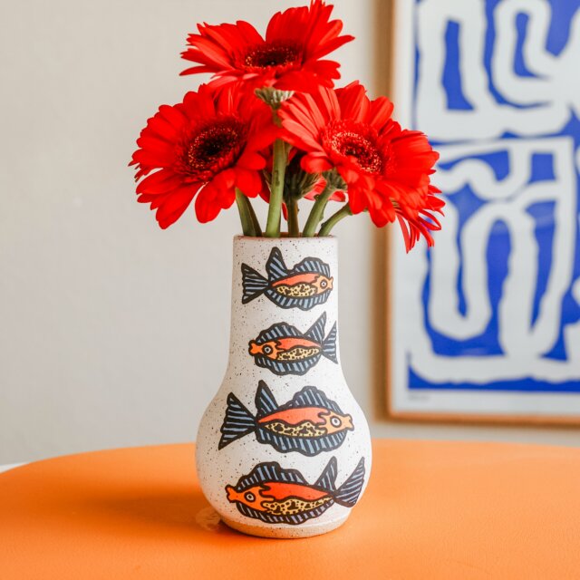Denver, it’s time to plan your Vibe weekend! Join us November 6–8 for a curated gathering of artists and makers. Want to shop before the weekend crowds? Our highly anticipated Early Access Event is Friday, November 6, for guests 18+ (no pets). Limited tickets are on sale now! Regular Vibe Art Fair days are FREE November 7 + 8 from 11am–5pm. Link in bio!